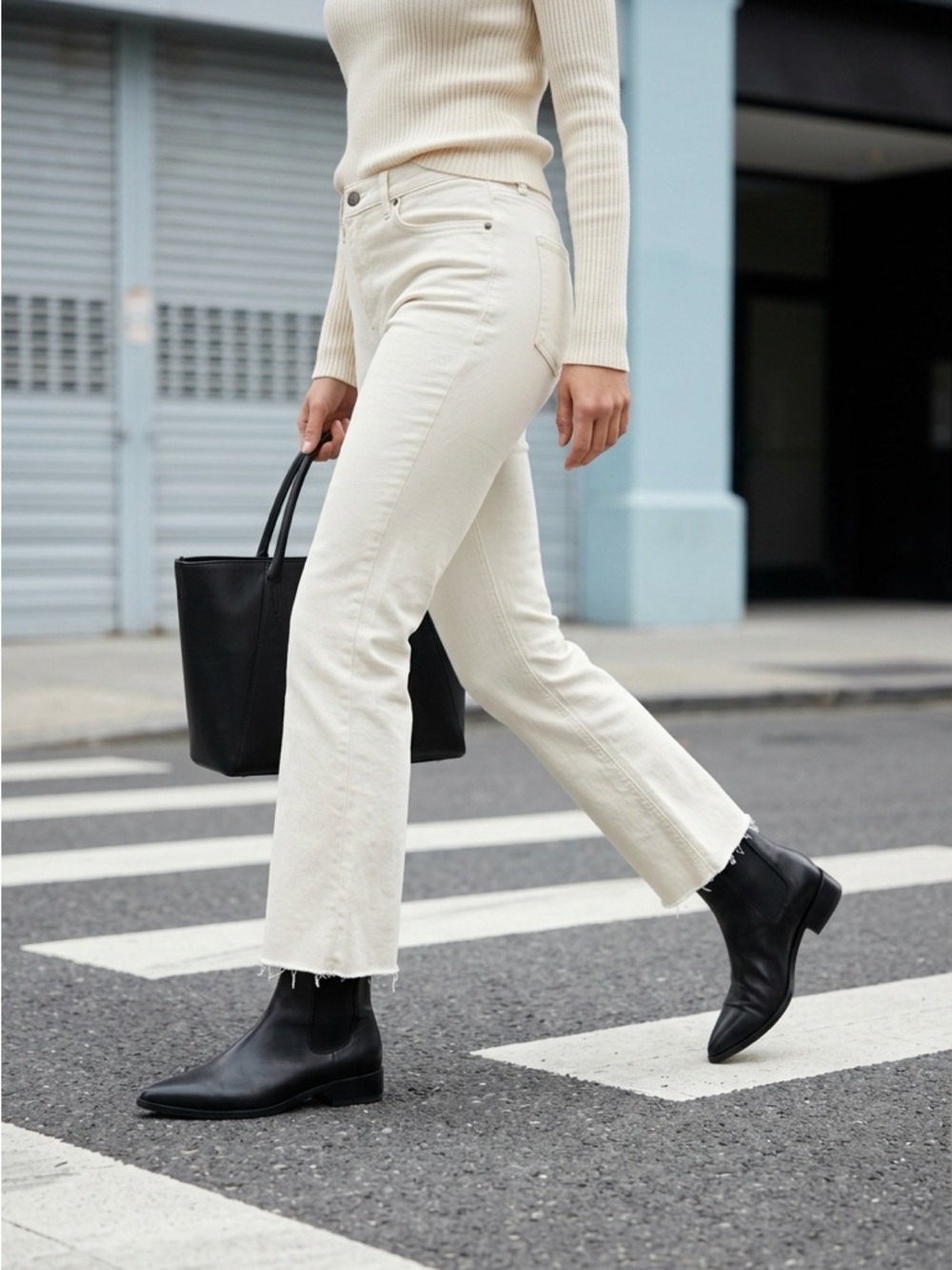 Oat New York White Straight Leg Pants | Classic Denim Style (Size 8/29)